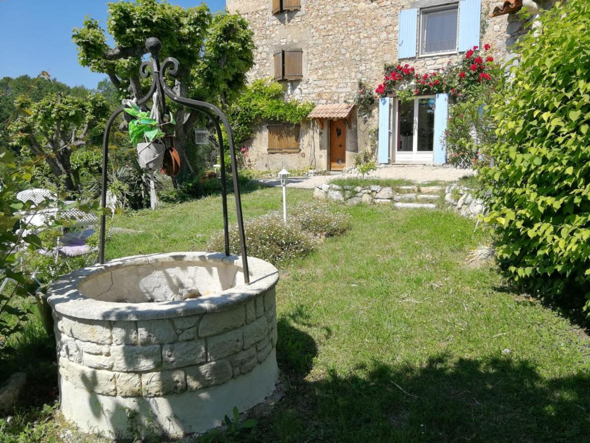 Bastide Provençale Les Mûriers d'Engaspaty Seillans Exterior foto