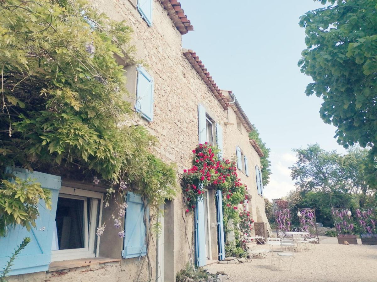 Bastide Provençale Les Mûriers d'Engaspaty Seillans Exterior foto