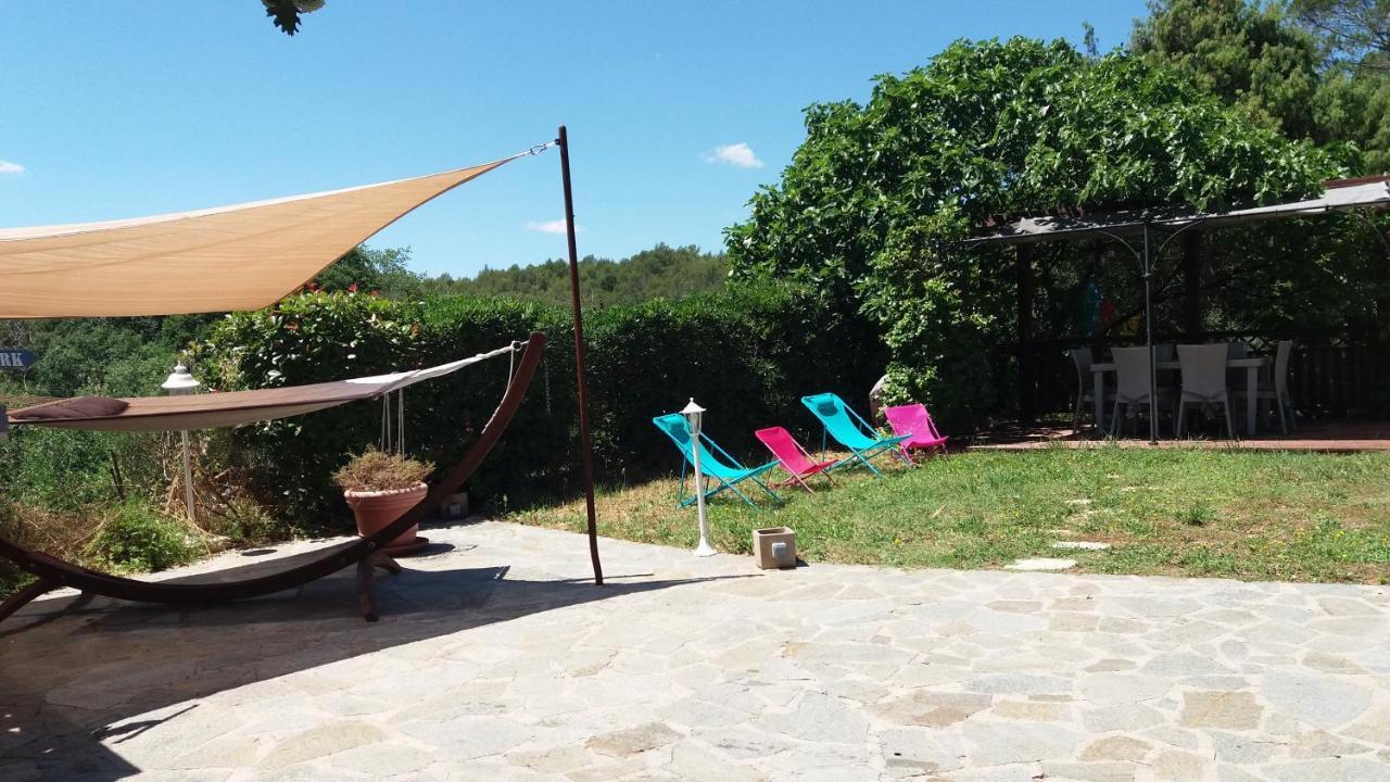 Bastide Provençale Les Mûriers d'Engaspaty Seillans Exterior foto