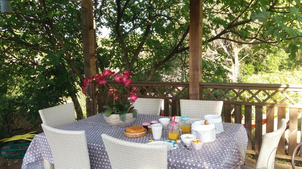 Bastide Provençale Les Mûriers d'Engaspaty Seillans Exterior foto